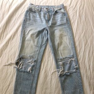 MOM jeans- American Eagle